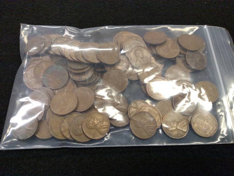 lot 154 image: (100) Wheat Cents...