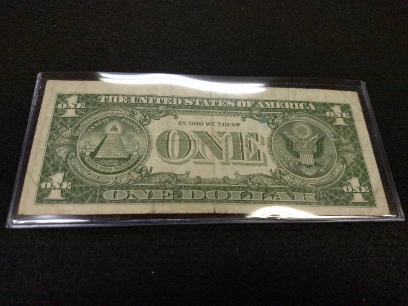 lot 190 image: 1957 Star Note One Dollar Silver Ce...