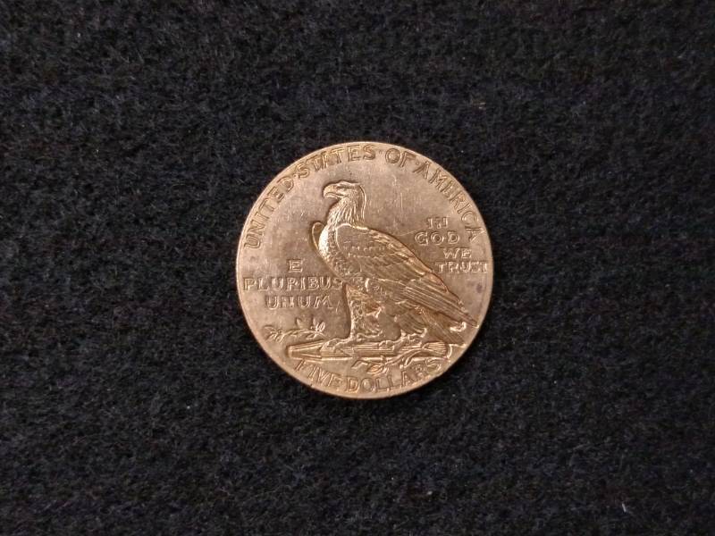 lot 2 image: 1911 Five Dollars Indian Head Gold ...