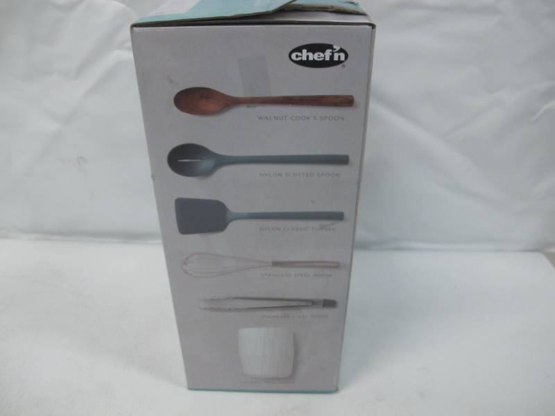 lot 3 image: Chefn Mixed Material 5 Piece Tool Set