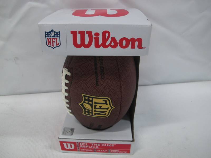 lot 9 image: Wilson NFL Pro Replica Football