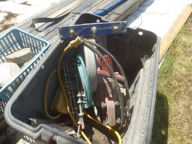 lot 34 image: Accu Guide Concrete Saw