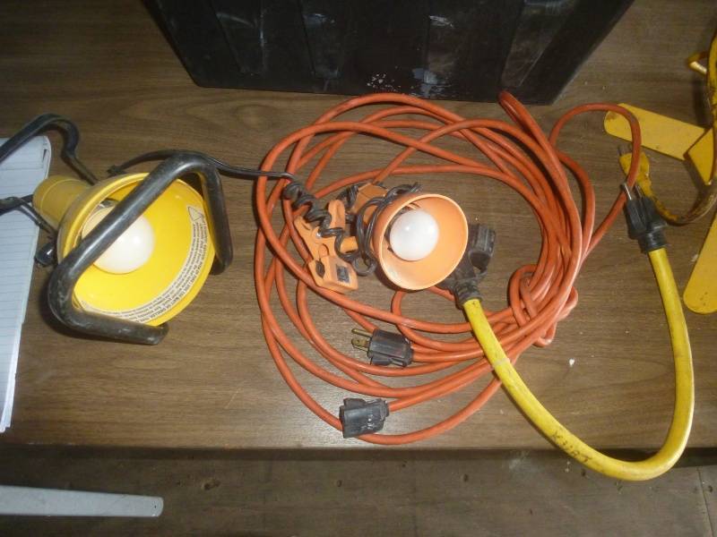 lot 88 image: Work Lights