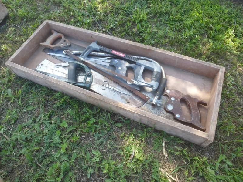 lot 117 image: Hand Saws