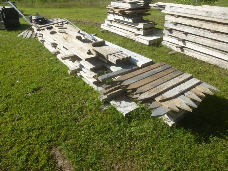 lot 158 image: Masonry Forms 2 x 10
