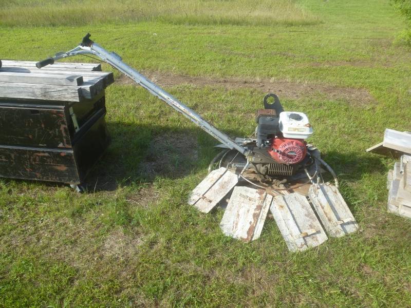 lot 160 image: Power Masonry Screed