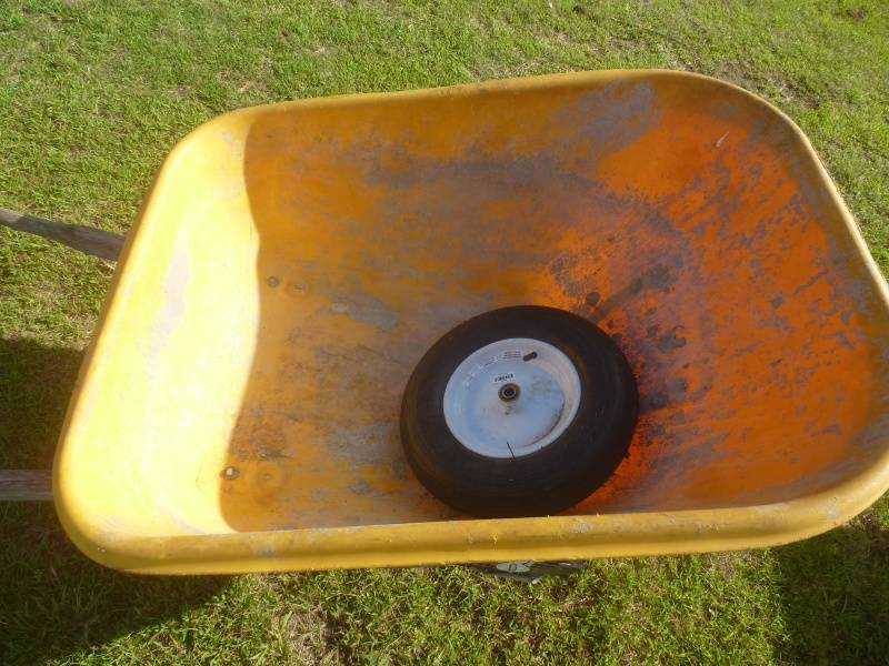 lot 162 image: Wheel Barrel Yellow