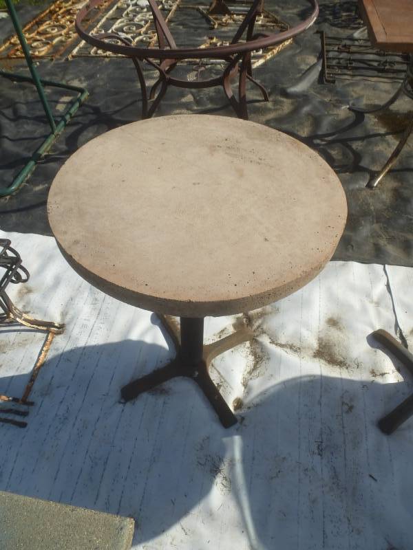 lot 154 image: Decorative Concrete Table Gray