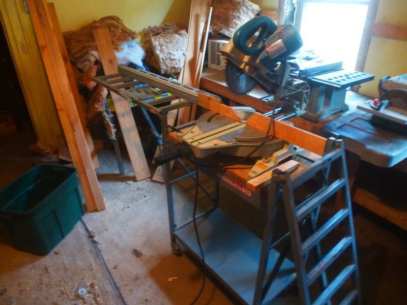 lot 185 image: Mikita Miter Saw