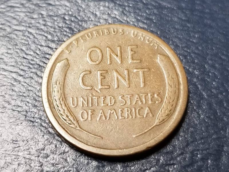 lot 25 image: 1910-S US WHEAT CENT