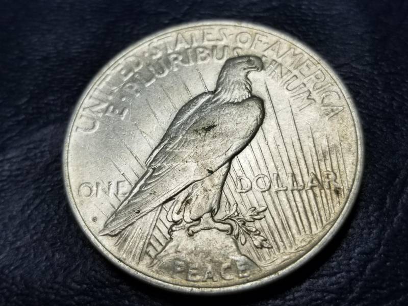 lot 33 image: 1923-D PEACE SILVER DOLLAR