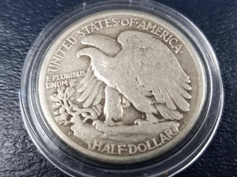 lot 38 image: 1944-D WALKING LIBERTY SILVER HALF DOLLAR IN AIRTITE