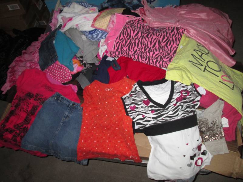 lot 6 image: Lot of Assorted Slightly Used Pre-O...