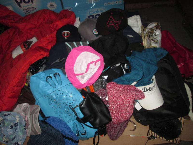 lot 19 image: Mix Lot of Coats Hats Jeans Purses ...