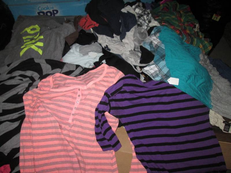 lot 22 image: Lot of Assorted Slightly Used Pre-O...