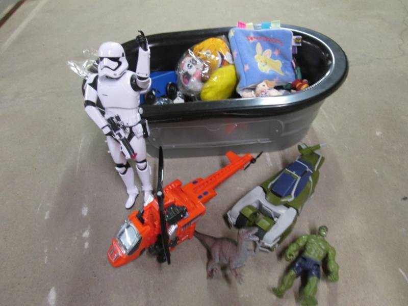 lot 106 image: Tub Full of Misc Toys...