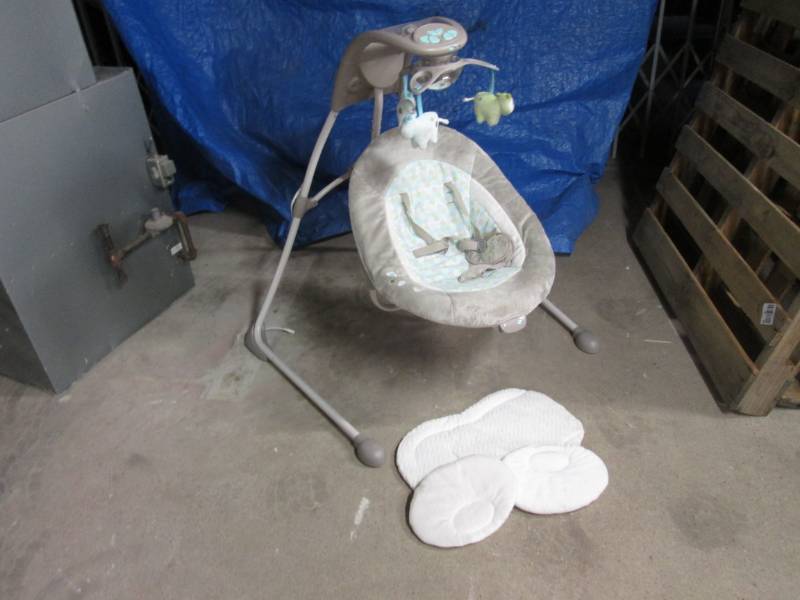 lot 113 image: Ingenuity Baby Swing...