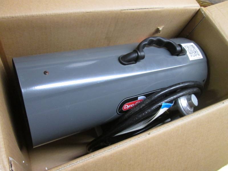 lot 162 image: Dyna-Glo Delux 30K-60K BTU LP Force...