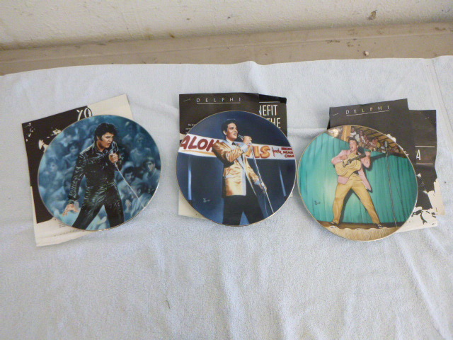 lot 35 image: 3 Delphi ELVIS Plates by Bruce Emmett