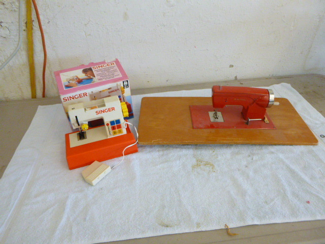 lot 44 image: 2 Childs Sewing Machines