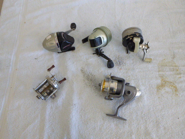 lot 52 image: 5 Fishing Reels