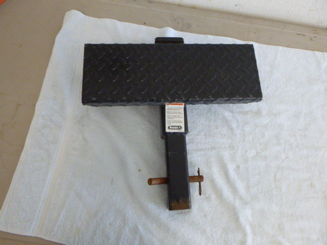 lot 80 image: Byers Receiver Hitch