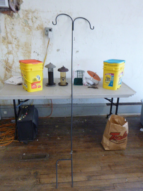 lot 85 image: Bird Feeders and Seeds