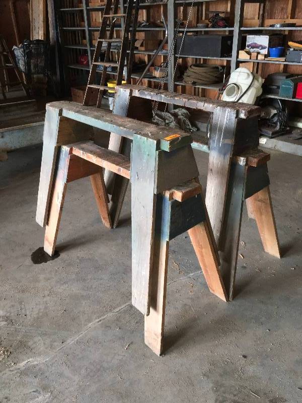 lot 11 image: Two Sets of Wooden Saw Horses