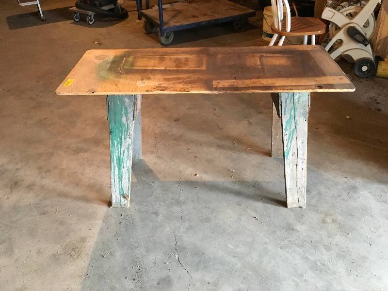 lot 12 image: Work Bench Table