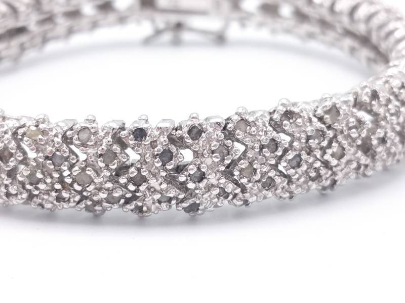 lot 18 image: 2 CT Diamond Estate Bracelet in Sterling Silver