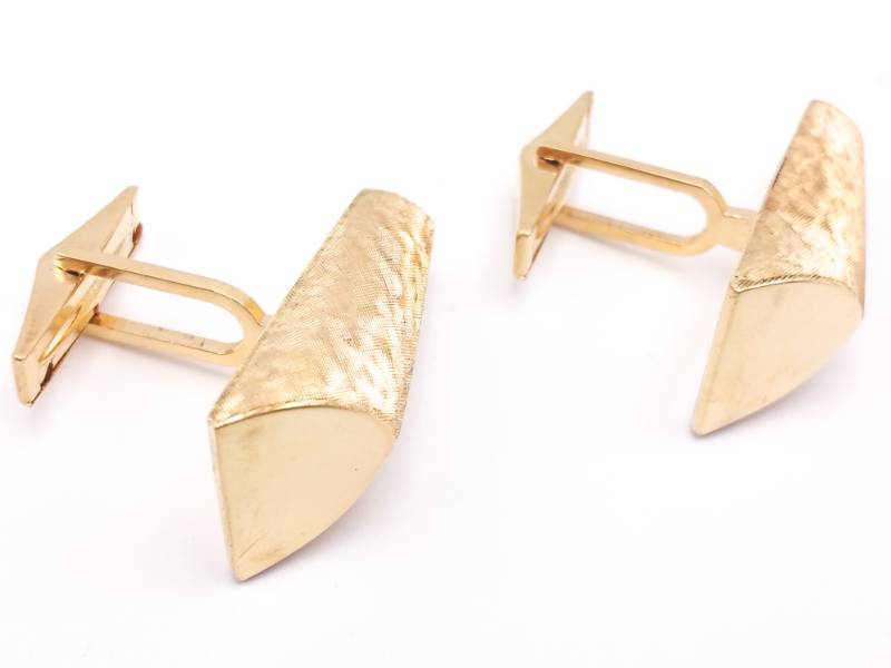 lot 29 image: Mid Century Modern 14k Yellow Gold Mens Cufflinks