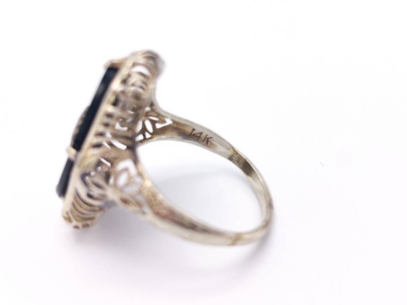 lot 36 image: Vintage Diamond and Onyx Filligree Estate Ring in 14k White Gold