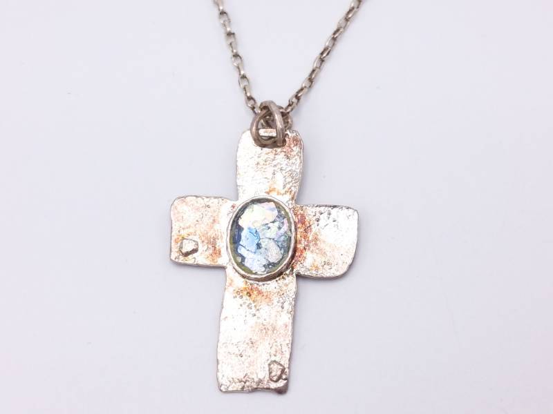 lot 47 image: Multicolored Stone Set in a Hand Wrought Sterling Silver Cross Pendant