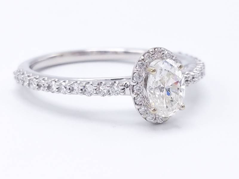 lot 4A image: Beautiful 1.1 CT Oval Diamond Estate Ring in 14k White Gold