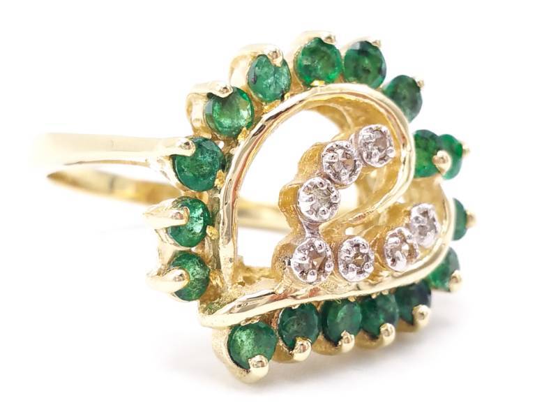 lot 5A image: Elegant Natural Emerald and Diamond Estate Ring in 14k Yellow Gold