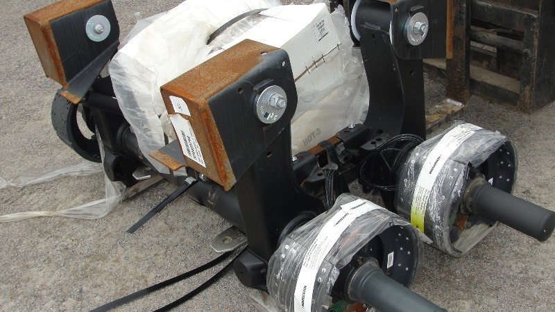 lot 7 image: 2-  Hendrickson AANT 23K 77.5 track 14 ride height AXLE W AIR BAGS