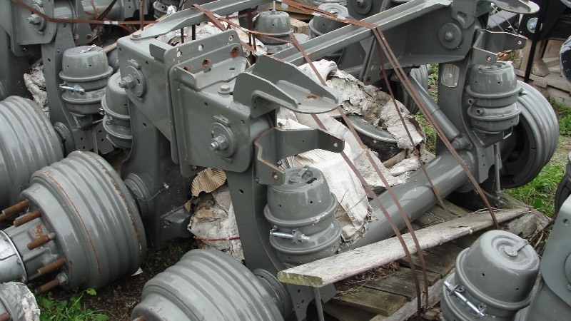 lot 10 image: 2-  Hendrickson AANT 23K 77.5 track 14 ride height AXLE W AIR BAGS