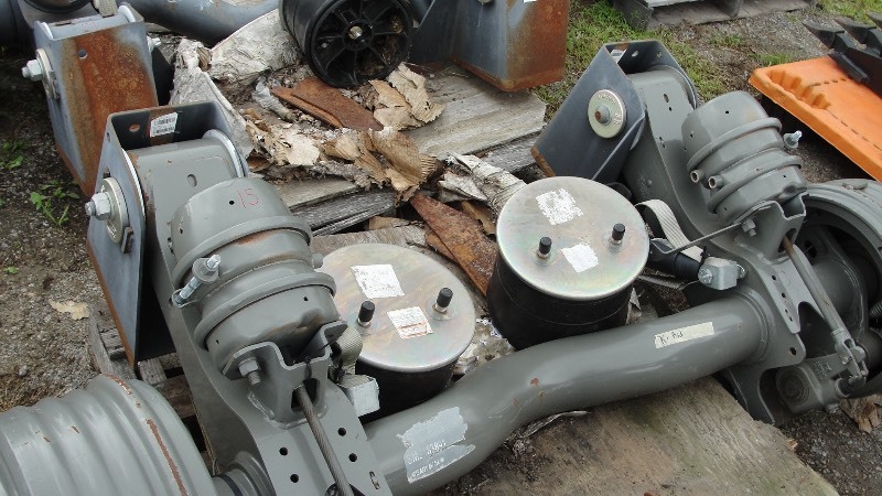 lot 15 image: 1-  Hendrickson AANT 25K Humpedinverted  AXLE W AIR BAGS