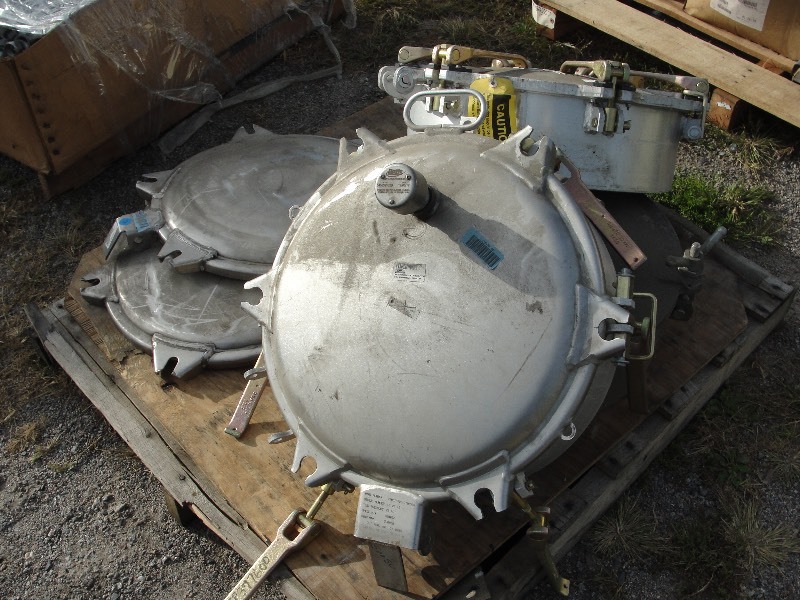 lot 23 image: 2 ALUMINUM MAN WAYS W ALUM. COVERS 1 ALUMINUM BASE W SST COVER  2- STAINLESS STEEL COVERS