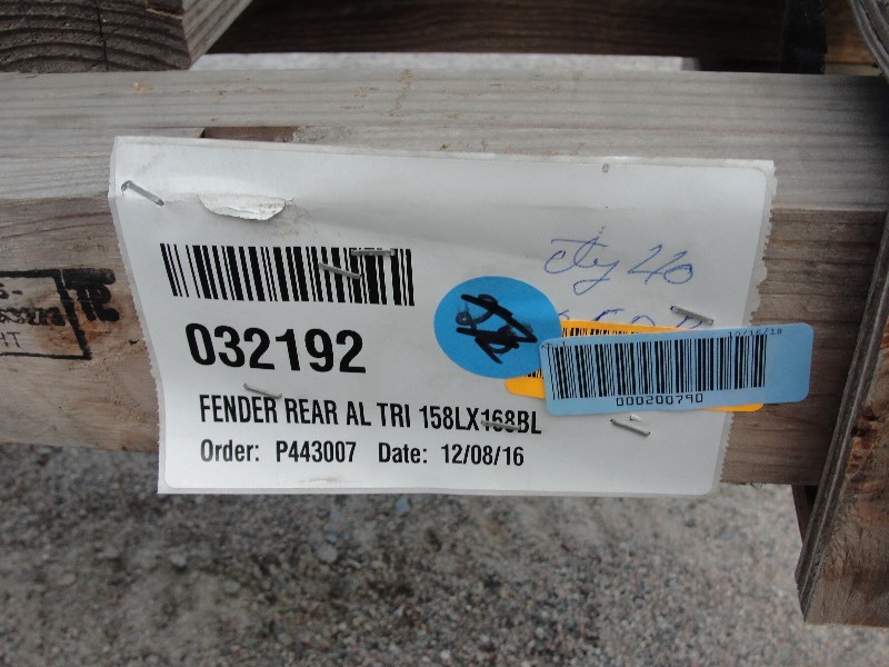 lot 47 image: 10 - 158LX168BL REAR ALUMINUM FENDERS