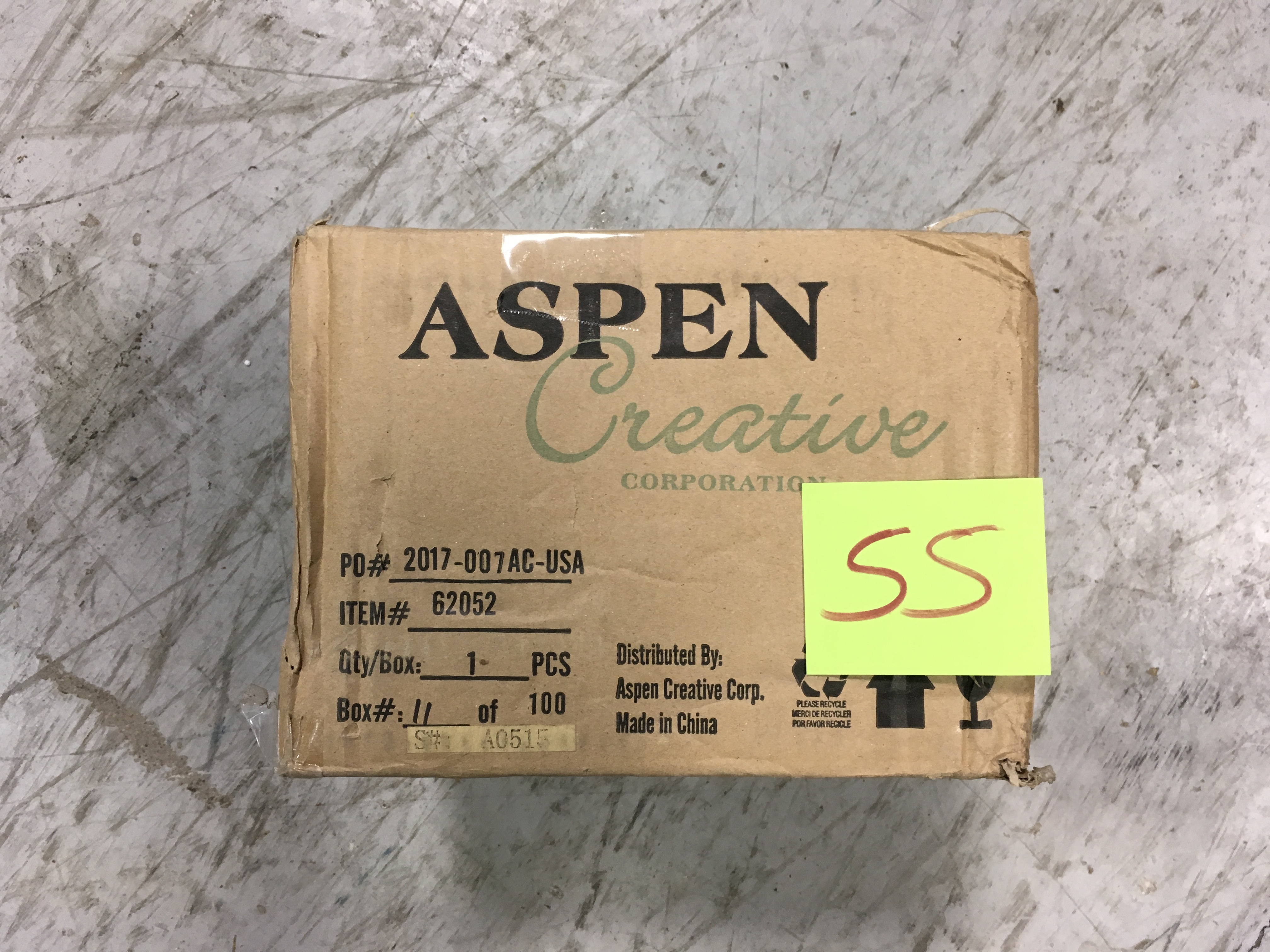 Aspen Creative Corporation 1-Light Brushed Nickel Vanity Light with Etched White Glass Shade in good condition
