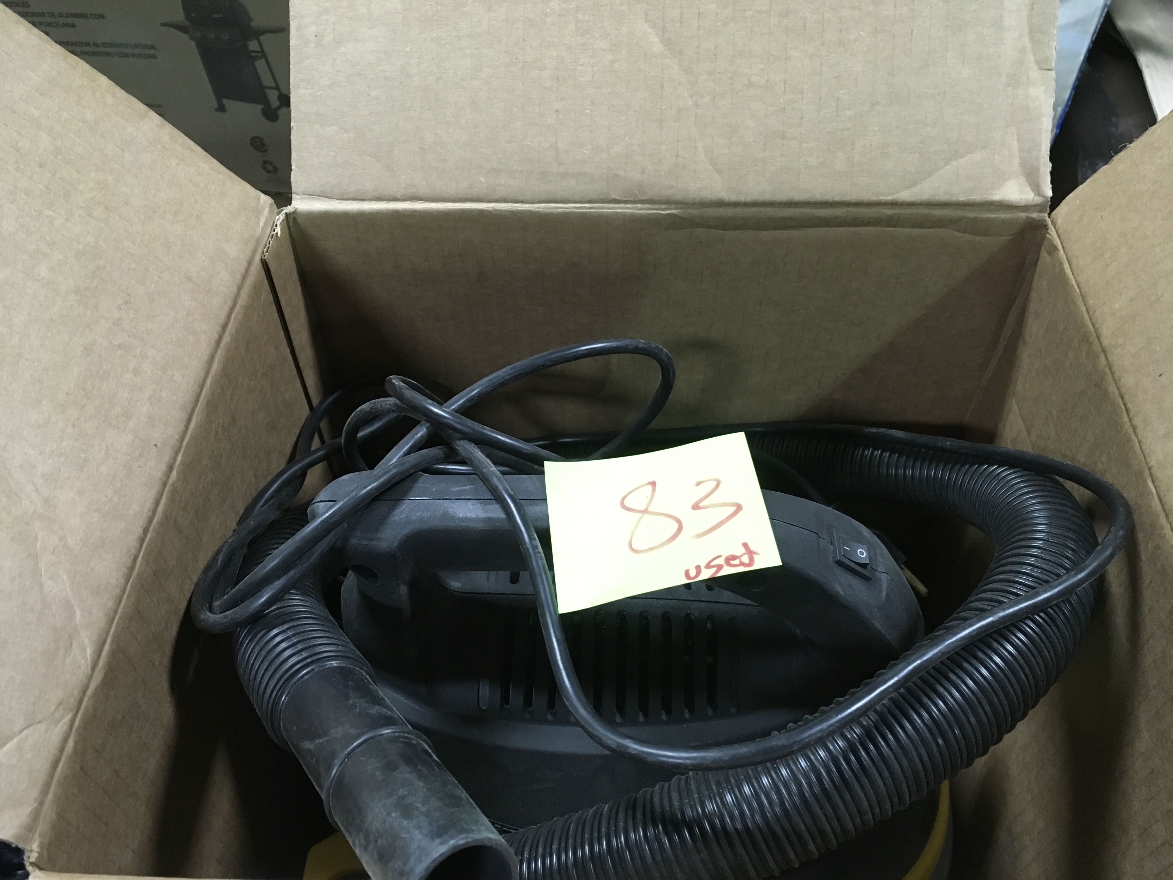 STINGER 2.5 Gal. 1.75-Peak HP Compact Wet Dry Vac WD2025 USED in good condition
