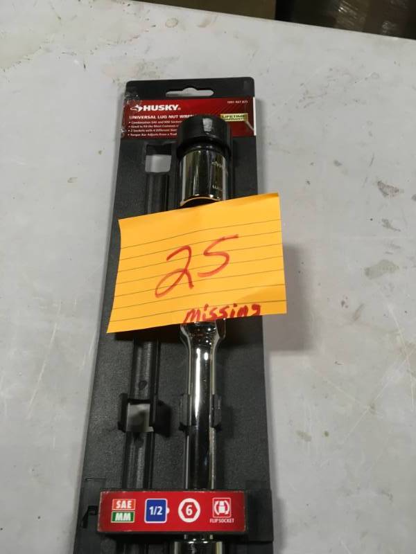 lot 25 image: Husky Universal Lug Nut Wrench Set (4-Piece) MISSING PCS