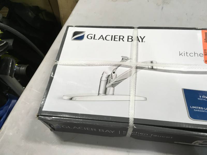 lot 45 image: Glacier Bay Single-Handle Standard Kitchen Faucet in Polished Chrome  in good condition