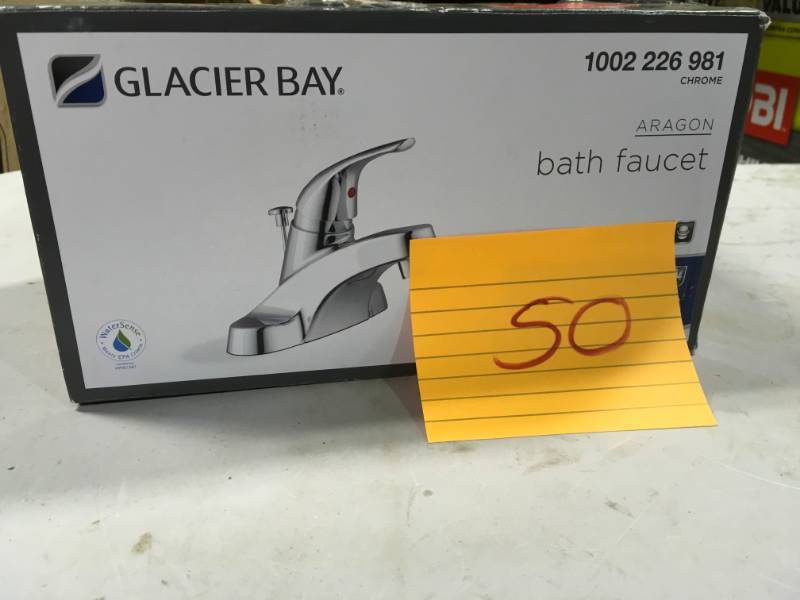 lot 50 image: Glacier Bay Aragon 4 in. Centerset Single-Handle Low-Arc Bathroom Faucet in Chrome  in good condition
