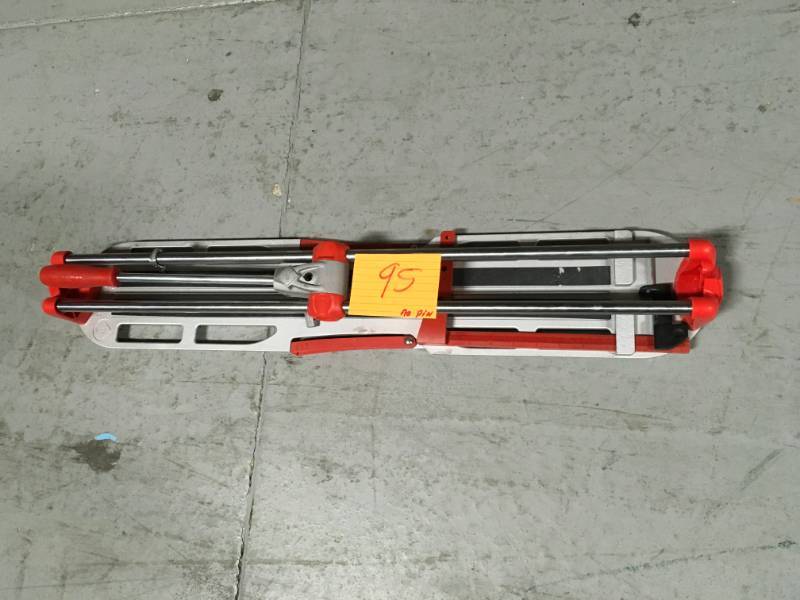 lot 95 image: Rubi 26 in. Star Max Tile Cutter MISSING PIN