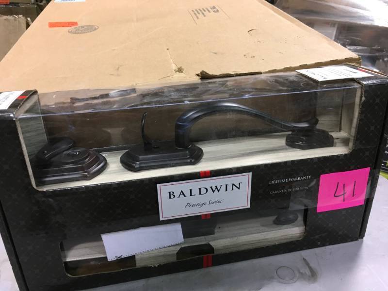 lot 41 image: Baldwin Prestige Medina Single Cylinder Venetian Bronze Door Handleset with Arch Rose Madrina Door Lever feat SmartKey Security  in good condition