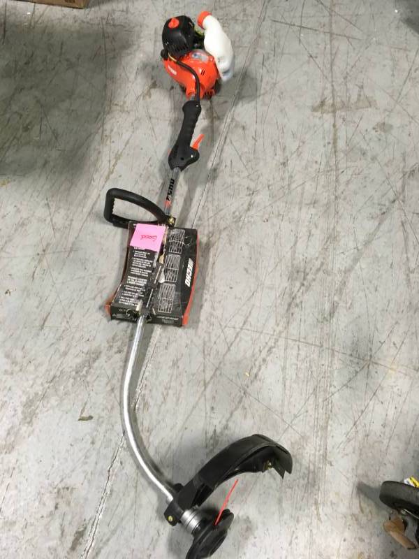 lot 44 image: ECHO 21.2 cc Gas 2-Stroke Cycle Curved Shaft Trimmer  in good condition