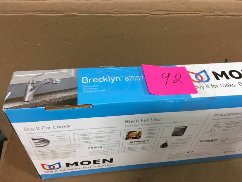 lot 92 image: MOEN Brecklyn Single-Handle Pull-Out Sprayer Kitchen Faucet with Power Clean in Chrome in good condition