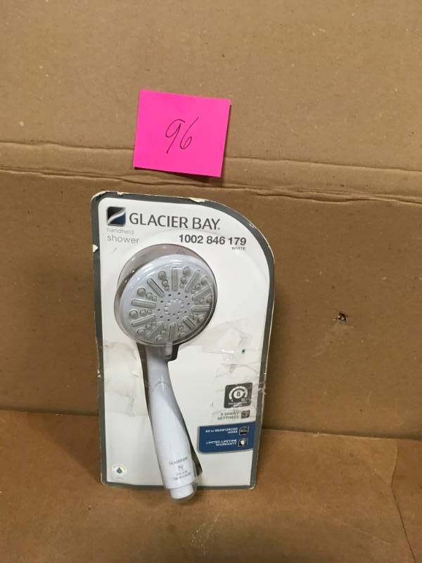 lot 96 image: Glacier Bay 3-Spray Hand Shower in White in good condition